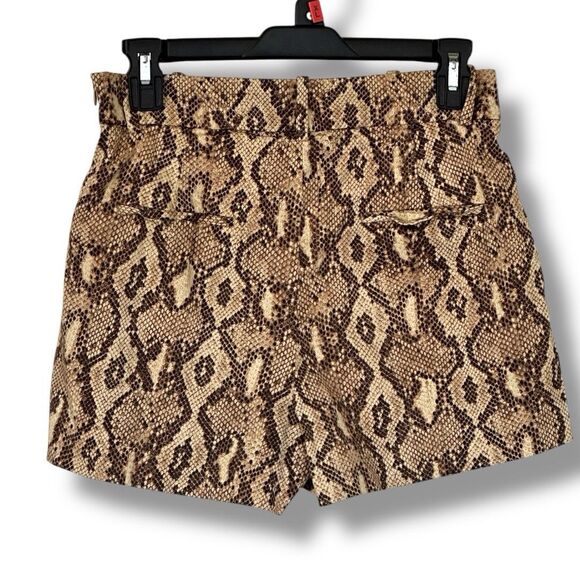 Zara Women’s 3” Shorts Reptile Print Side Zip Size Small - Picture 2 of 8